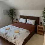 Villah Weekend House *