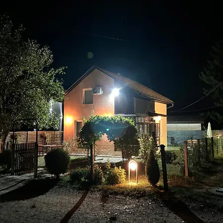 Villah Weekend House