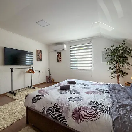 Villah Weekend House