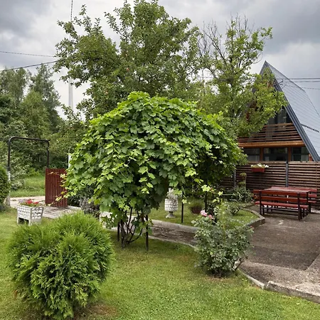 Villah Weekend House Vakantiehuis Visoko